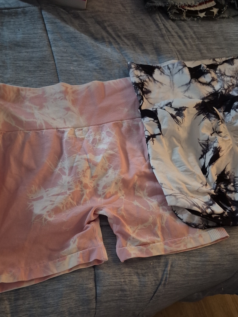 Women's Pink Tie-Dye Stretch Shorts Xl Nwot